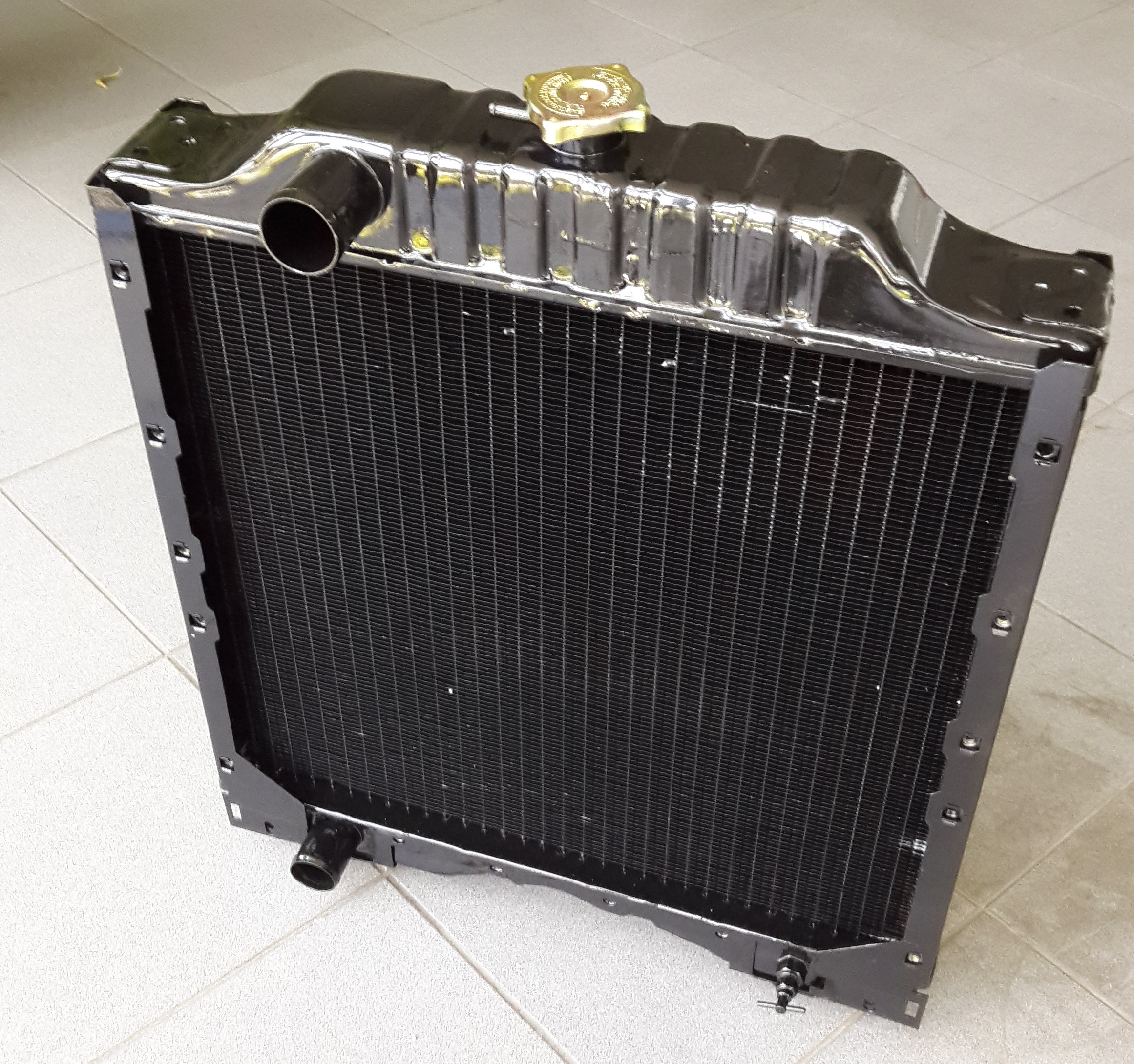 KADA Fiat Fiat FT 90-90 Ağır Hizmet Tarım Radyatörü Soğutma Sistemi - Orijinal OEM 5156059 - Parça Kodu KN42270